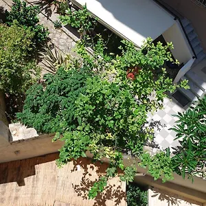 central-heraklion-lovely-boutique-2-bedroom-apartment-olympia.rethymnohotels.net/