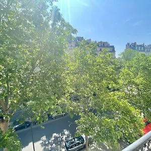 Gustave - Charming Eiffel Tower - Apartment