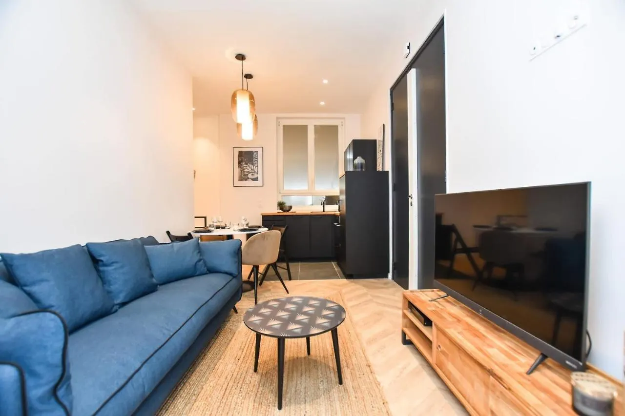 Chic Apartment - 2Br-6P - Gare Du Nord Paris 0*,